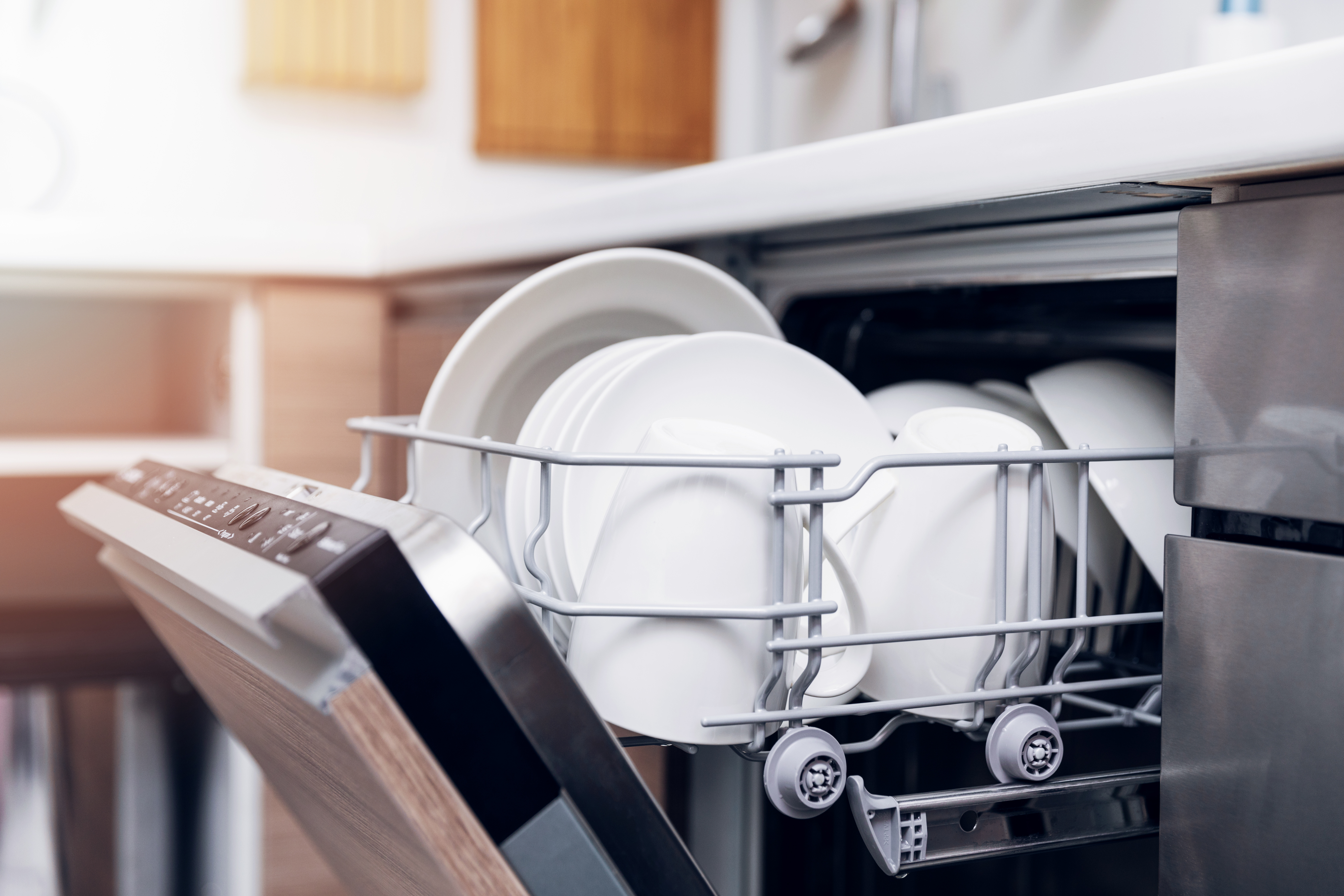 10 Things You Should Never Put In Your Dishwasher | A&A Appliance ...